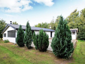 Three-Bedroom Holiday home in Oksbøl 47